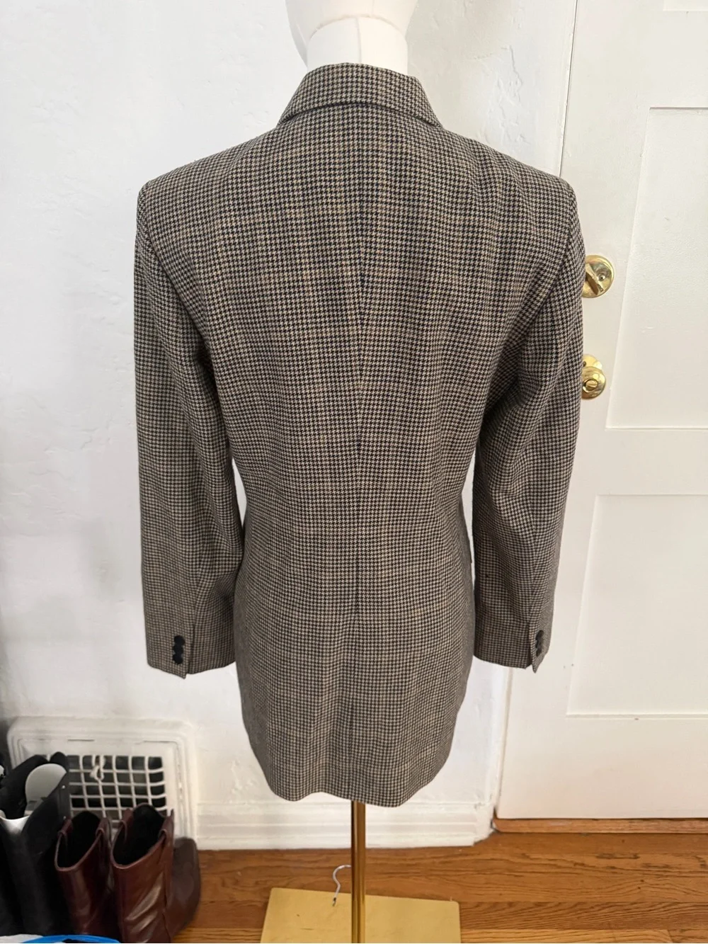 Classic Women's Houndstooth Blazer Jacket in Brown